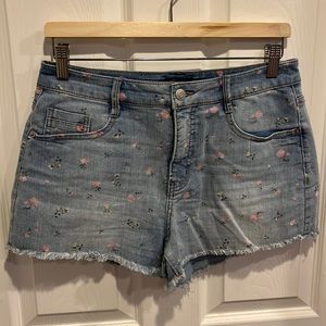 Wild Fable floral print denim shorts jean shorts jorts light wash